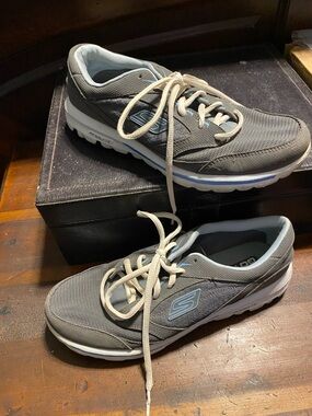 Skechers GO Walk Women’s Gray Mesh Sneakers with Light Blue Accents.  Size 8.5
